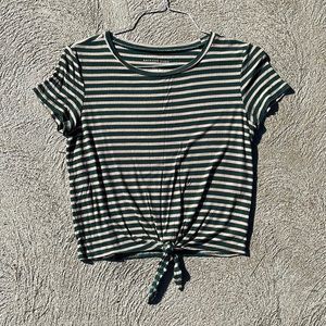 Small American Eagle shirt